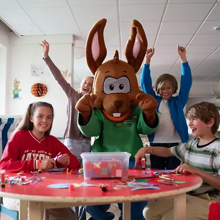Ferien- Und Freizeitpark Weissenhaeuser 리조트 3*